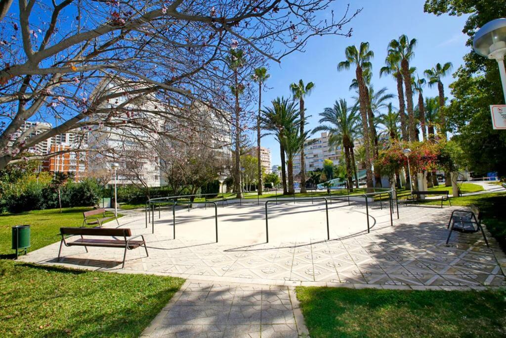 Garden Apartment With Pool And Ac Alicante Ngoại thất bức ảnh